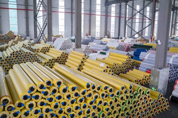 Comprender la importancia de las vallas petroleras para la protección del medio ambiente